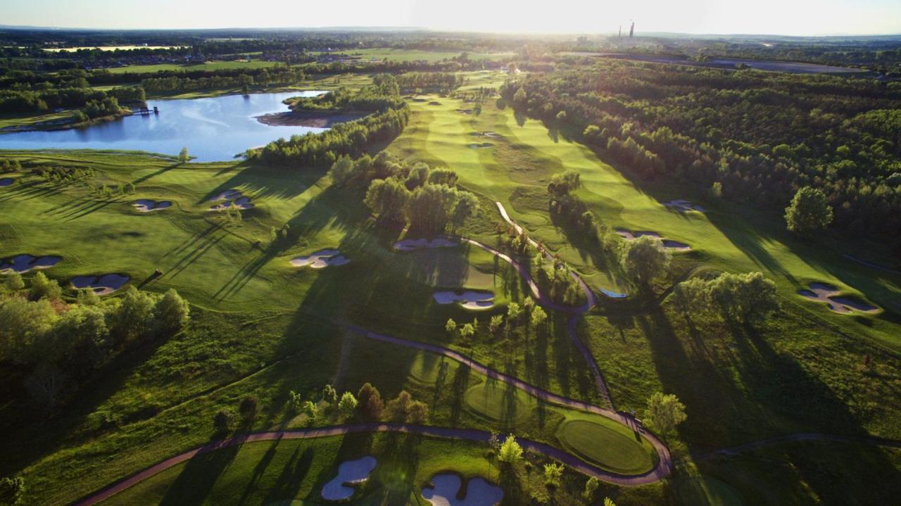 Golf&Spa Kunětická Hora Dritec Exterior foto